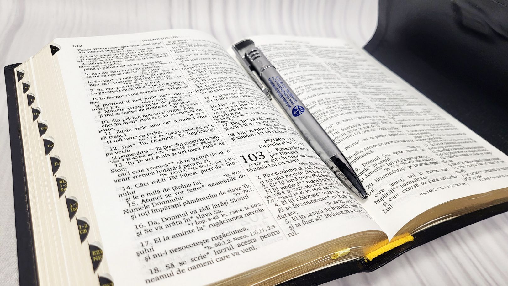 Biblia Rom 057 TIM