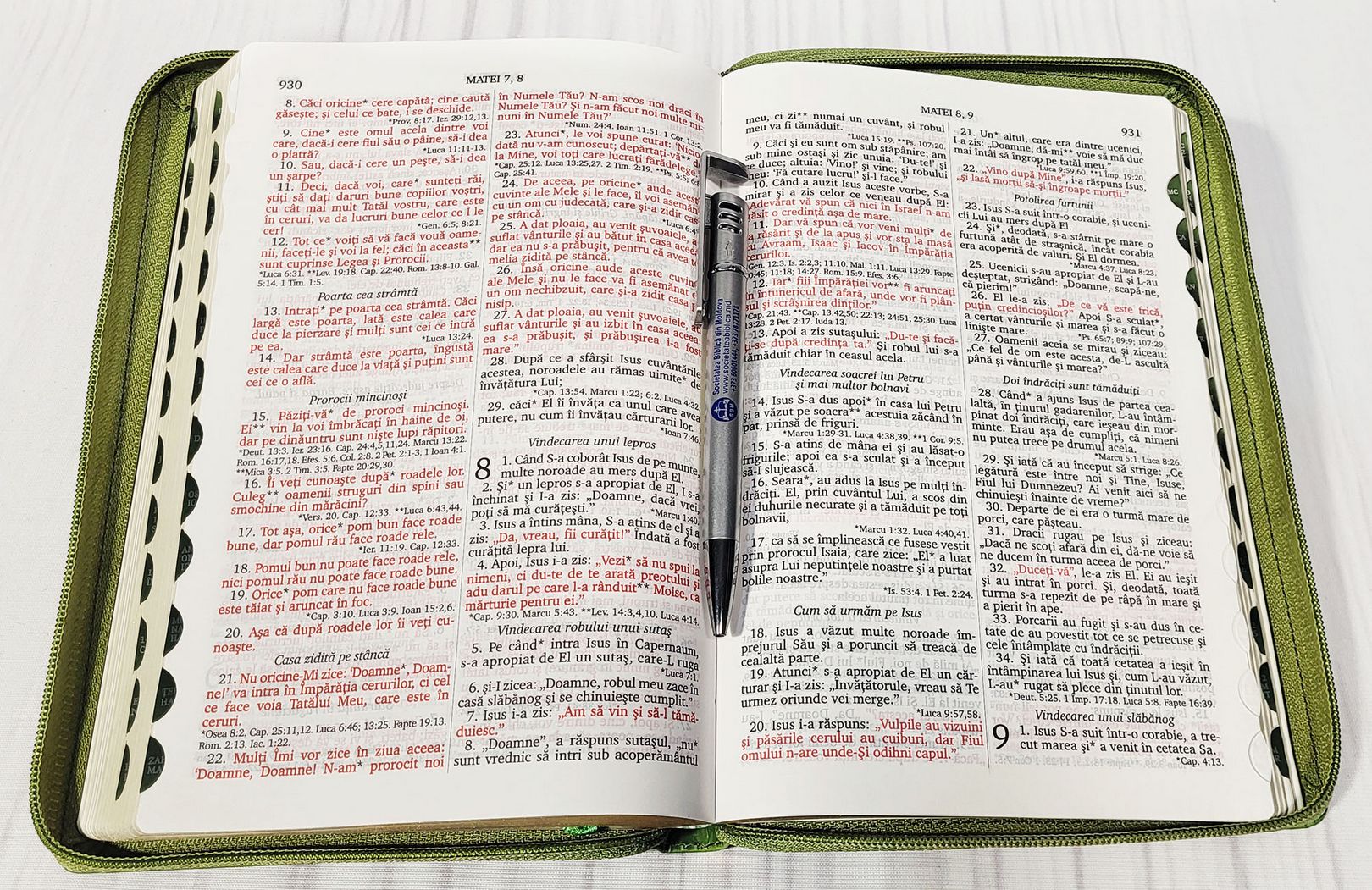 Biblia Rom 075 ZTI – Light Green