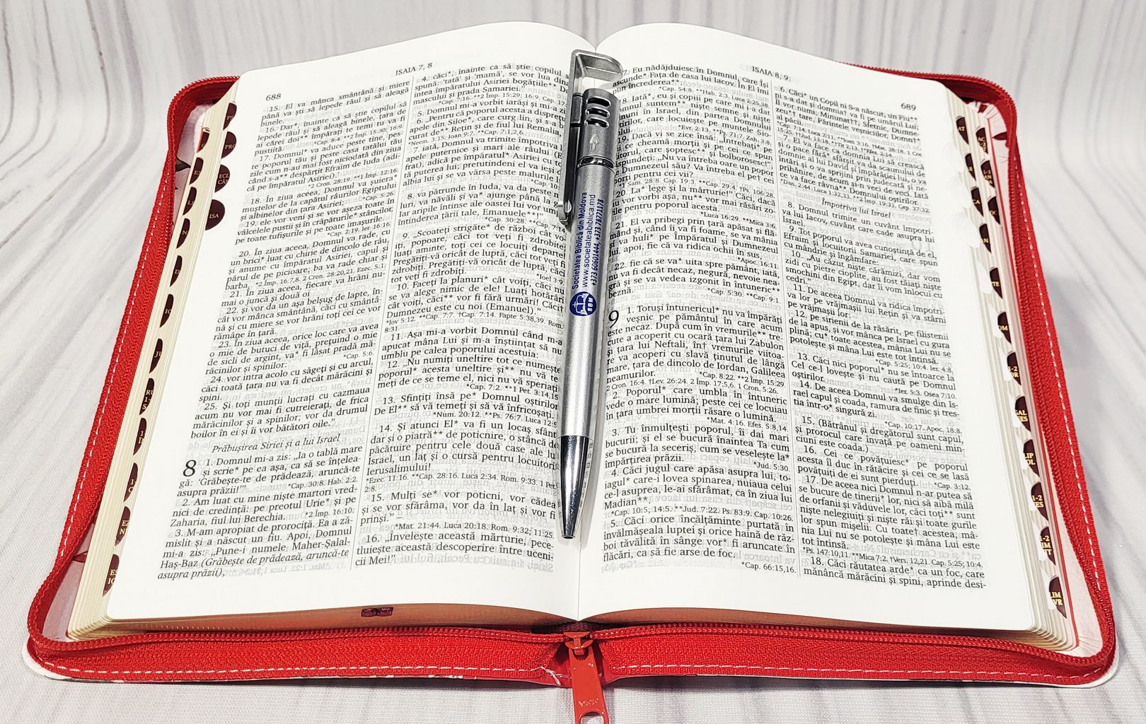Biblia Rom 056 ZTI ROSU