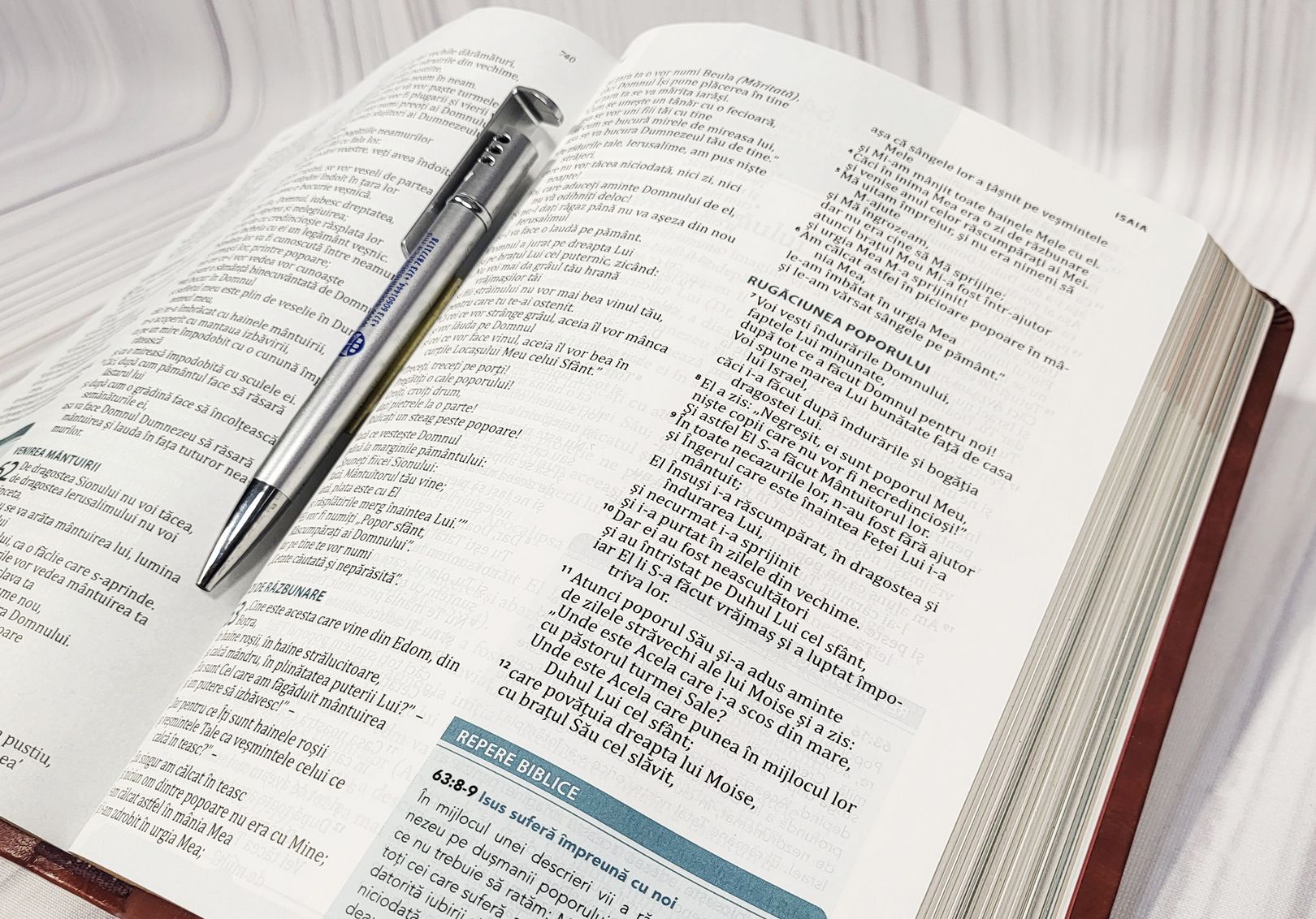 BIBLIA SPERANȚĂ ÎN SUFERINȚĂ – maro
