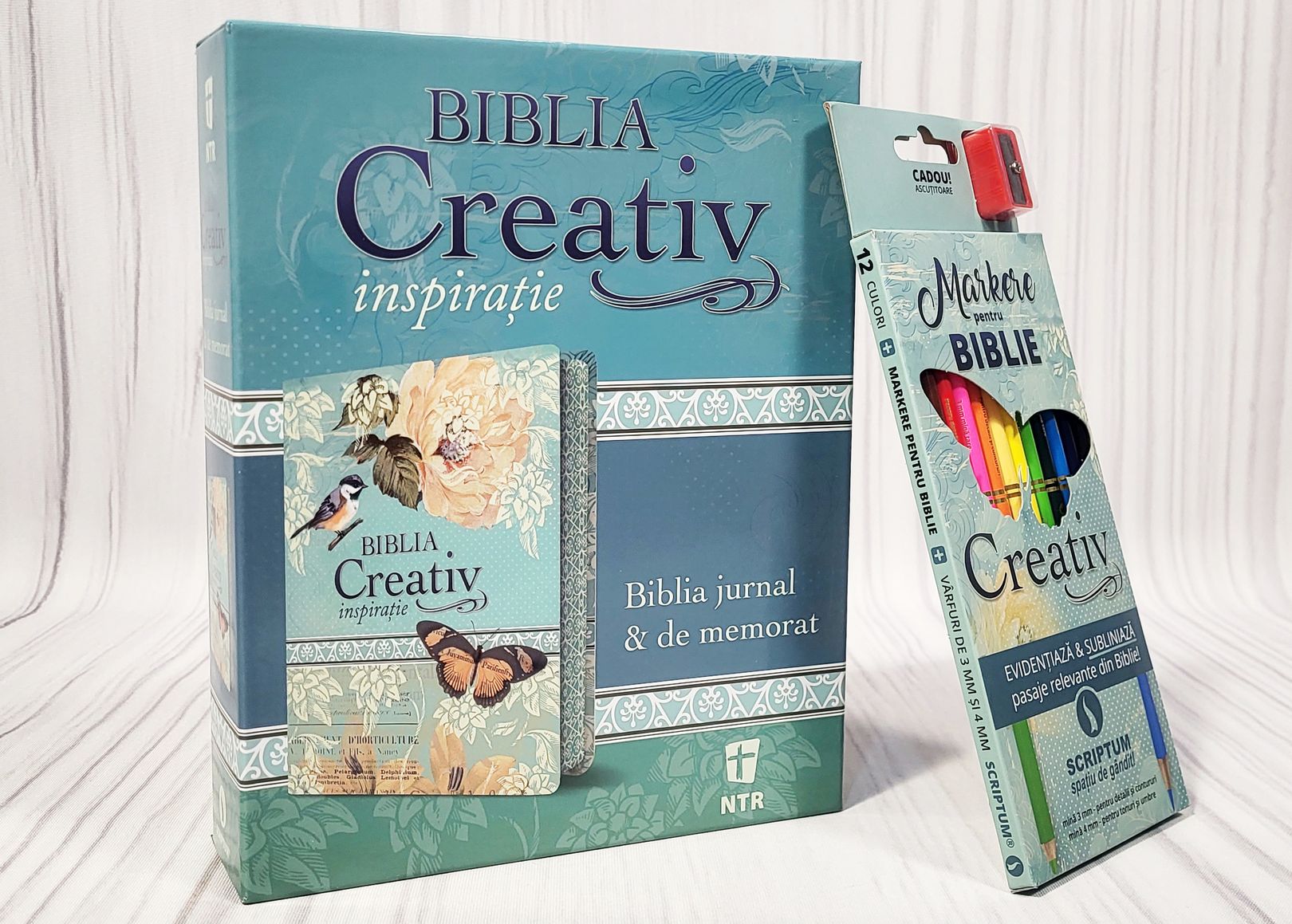 Biblia CREATIVĂ – floral